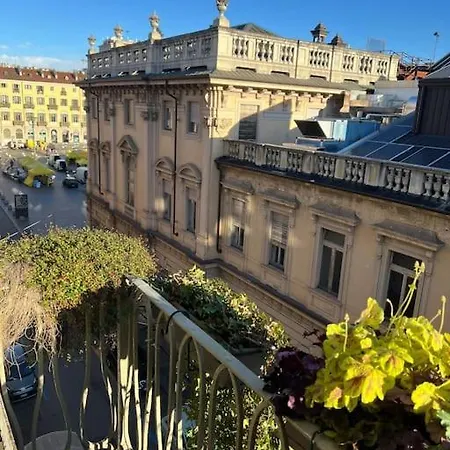 Parigino A * Турин