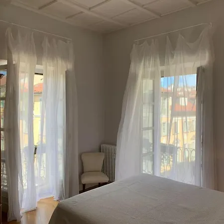 Parigino A * Турин